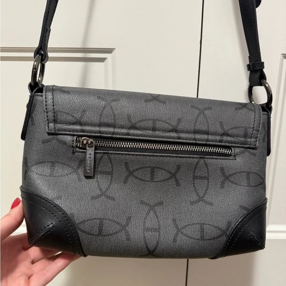 Danier Philipa Flap Shoulder Bag - Picture 7 of 8